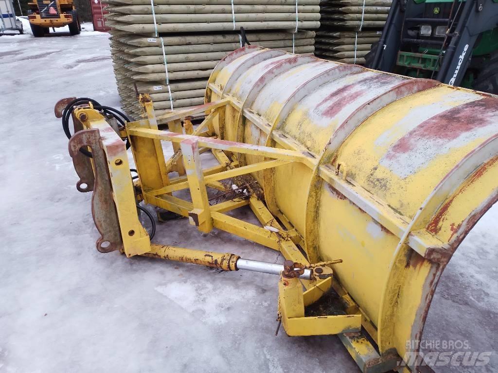 Vikmet HKAL Ploughs