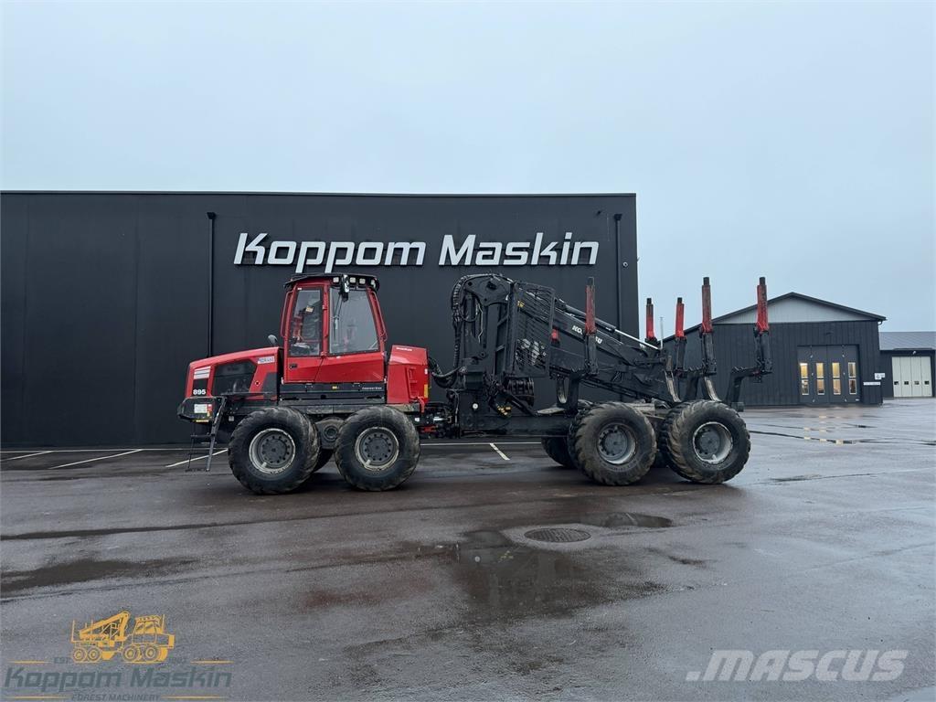 Komatsu 895 Forwarders