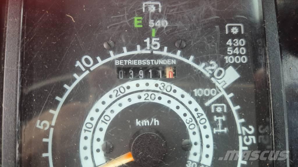 Case IH CS 75 Tractors