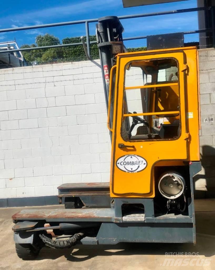 Combilift C4000 Sideloader