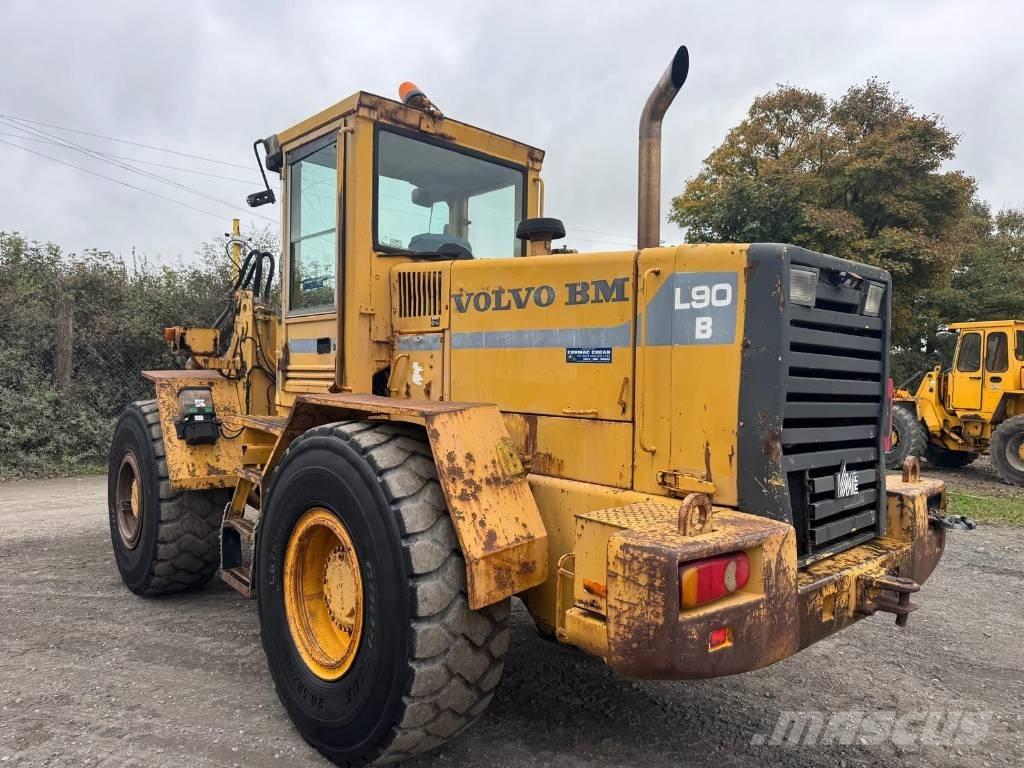 Volvo L 90 Wheel loaders