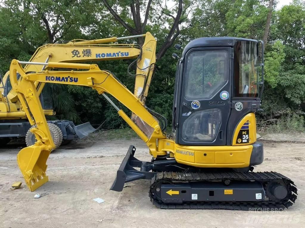 Komatsu PC 35 Mini excavators < 7t
