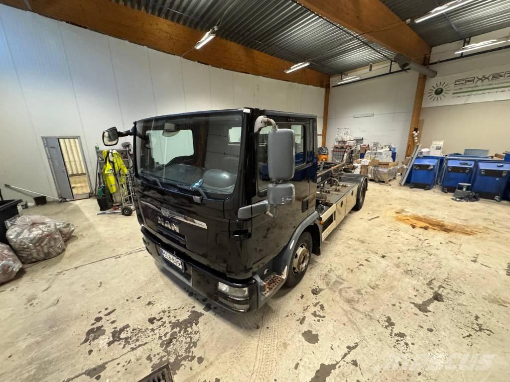 MAN TGL 12.250 BL Demountable trucks