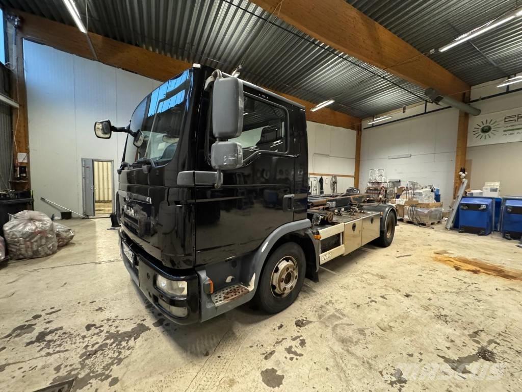 MAN TGL 12.250 BL Demountable trucks