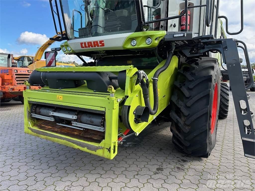 CLAAS Lexion 6800 Combine harvesters