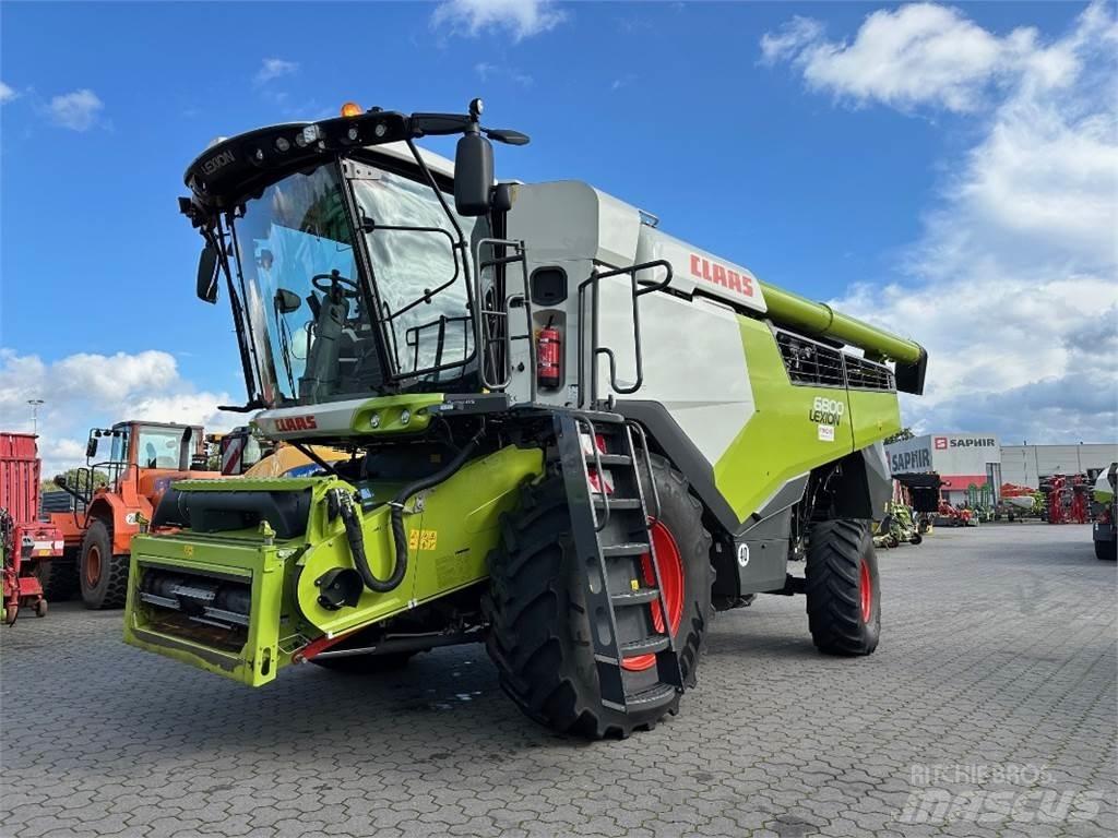 CLAAS Lexion 6800 Combine harvesters