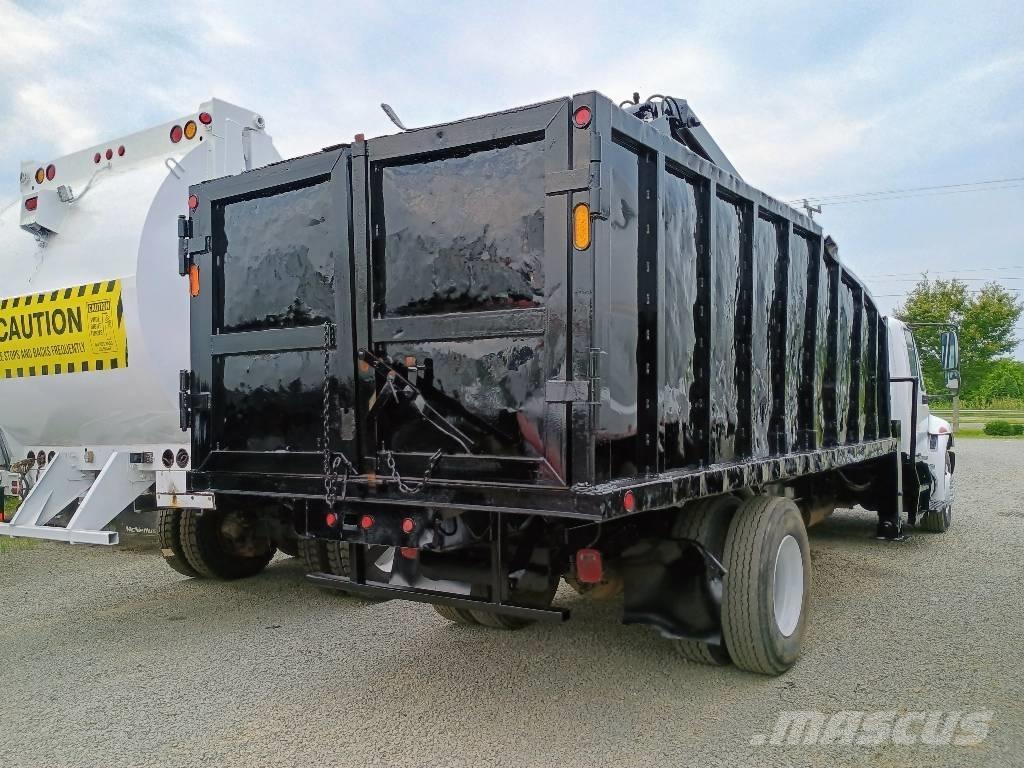 International 4300 Grapples