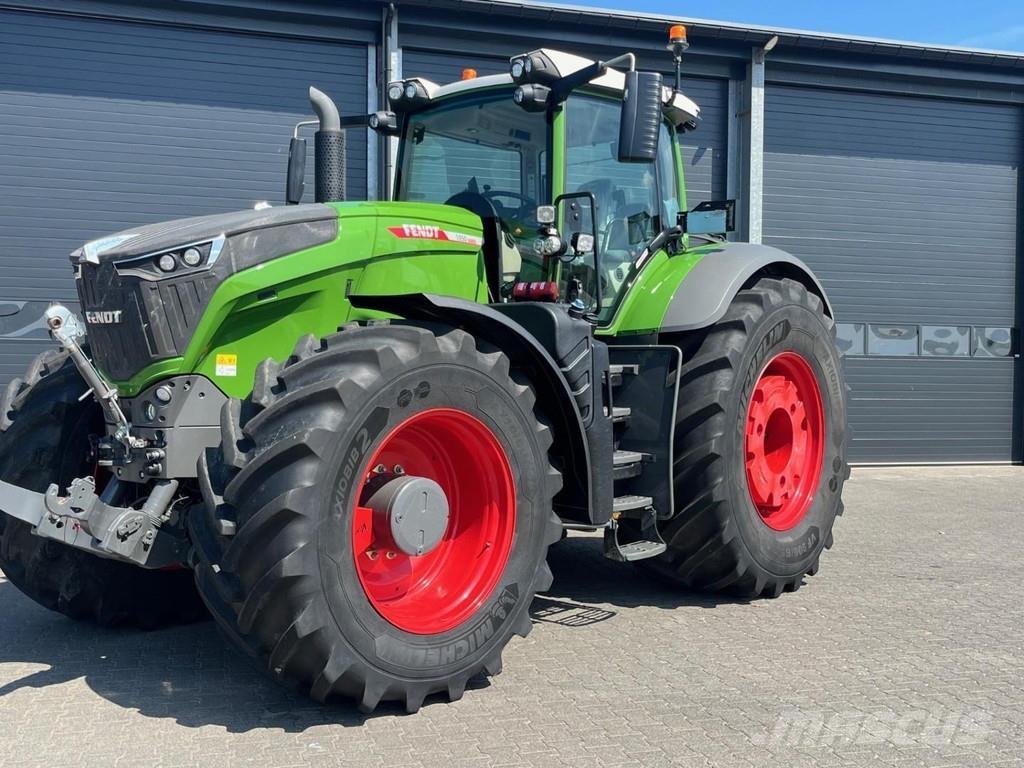 Fendt 1050 VARIO Tractors