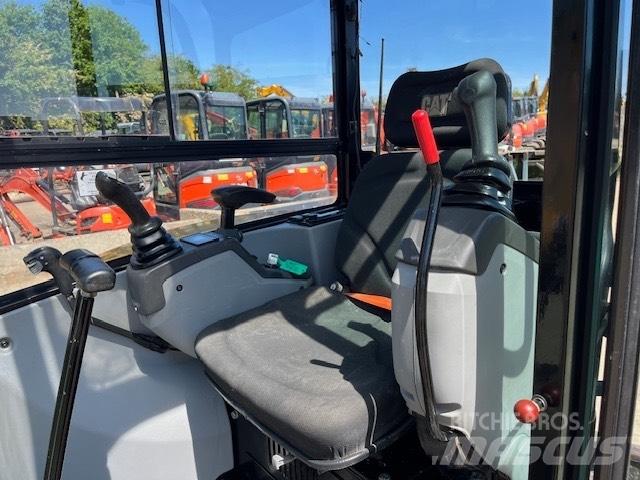 CAT 302.7 D CR Mini excavators < 7t