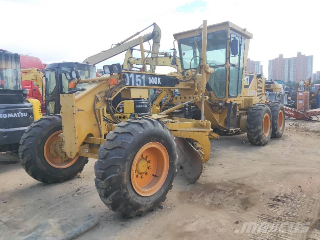 CAT 140K Graders