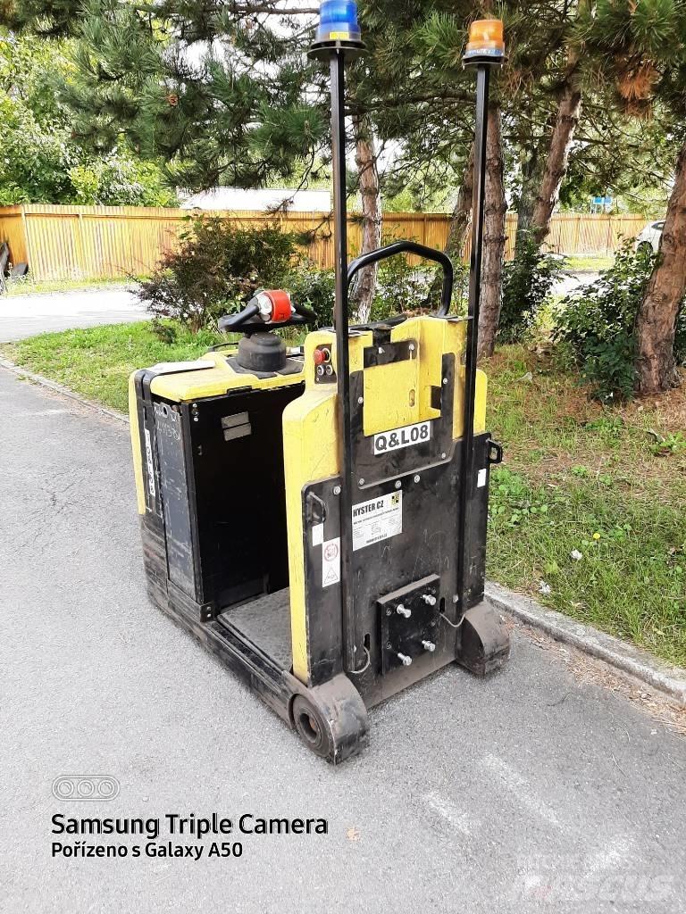 Hyster LO5.0T Towing truck