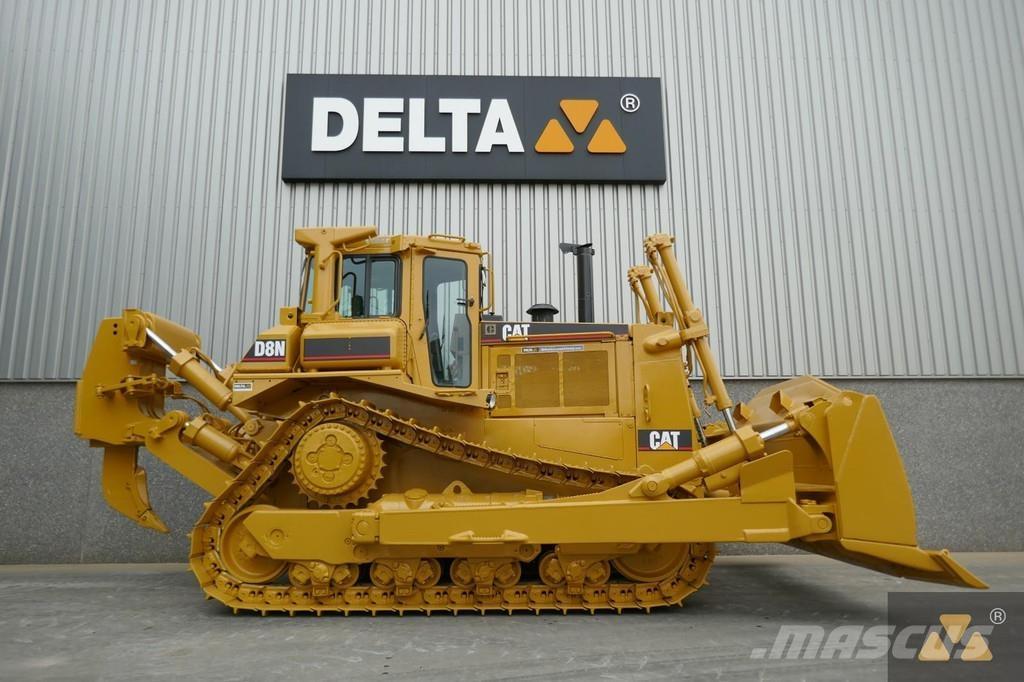 CAT D8N Crawler dozers