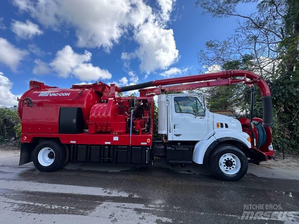 Sterling L 7500 Sewage disposal Trucks