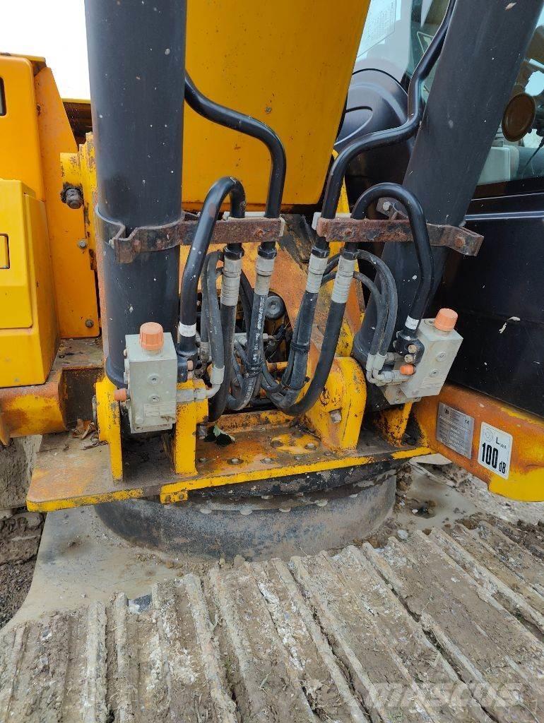 JCB JS 160 LC Crawler excavators