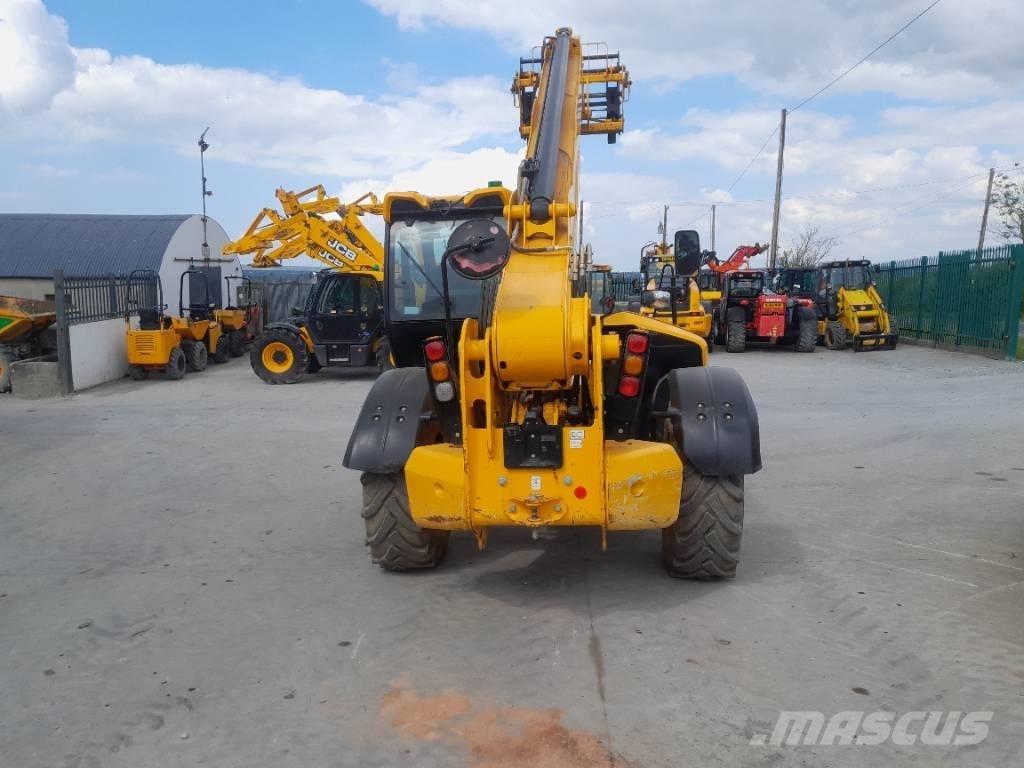 JCB 540-140 Hi-Viz Farming telehandlers
