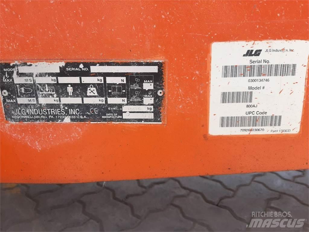 JLG 800AJ Articulated boom lifts