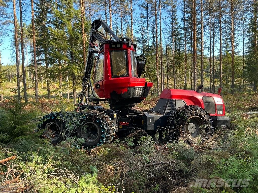 Komatsu 931-3 Harvesters
