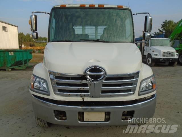 Hino 185 Flatbed/Dropside trucks