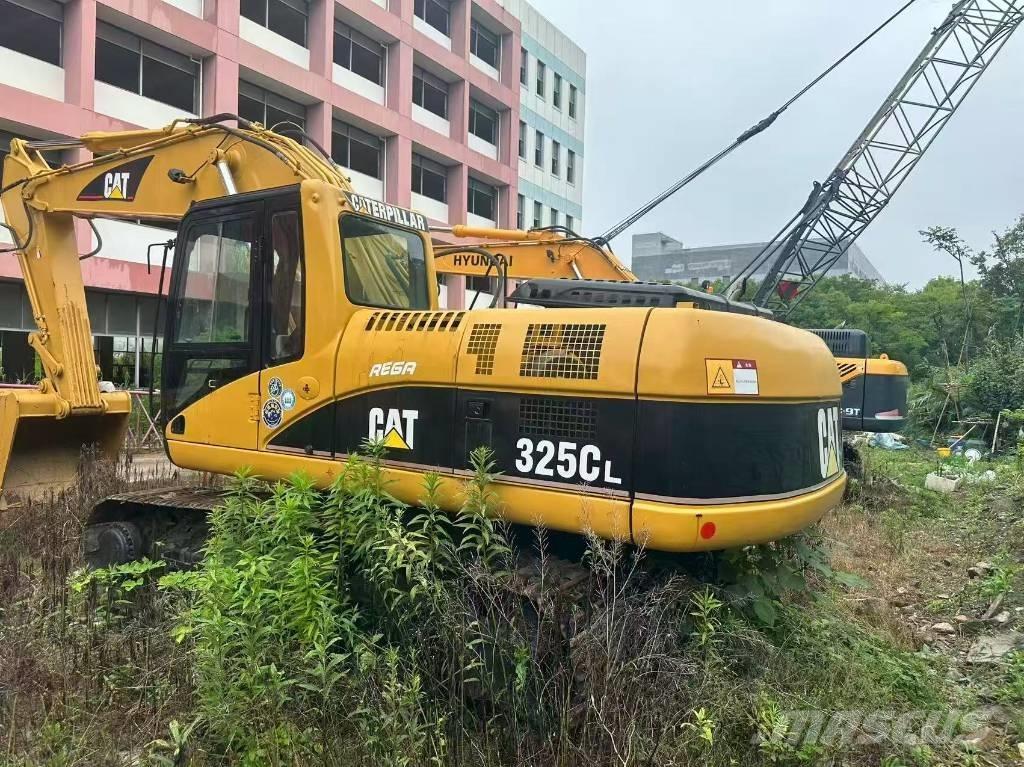 CAT 325 CL Crawler excavators