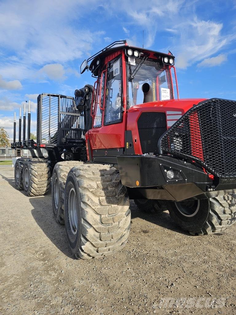 Komatsu 895 Forwarders