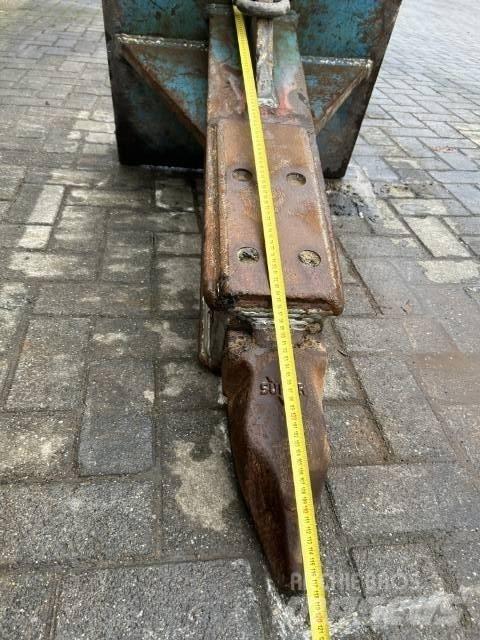  Ripper CW 30 Scarifiers