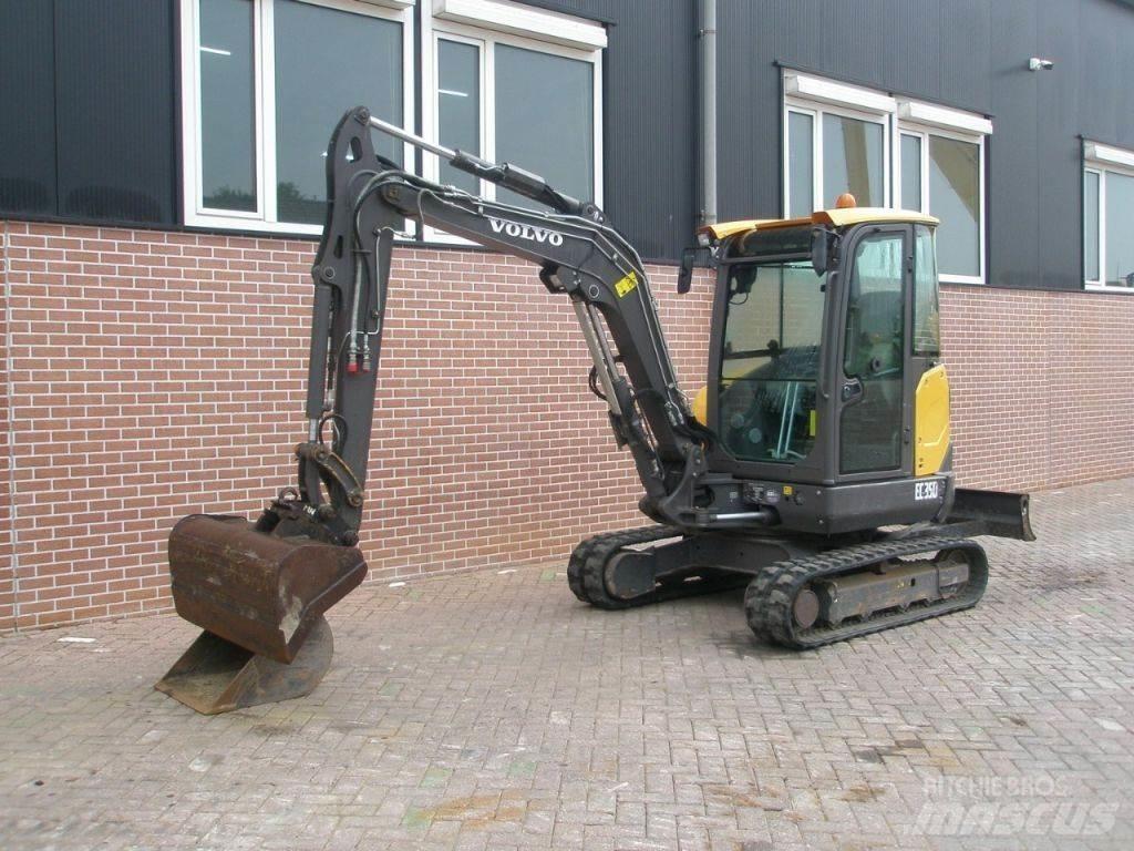Volvo EC35D Mini excavators < 7t