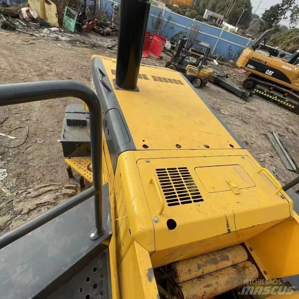 Komatsu WA 500 Wheel loaders