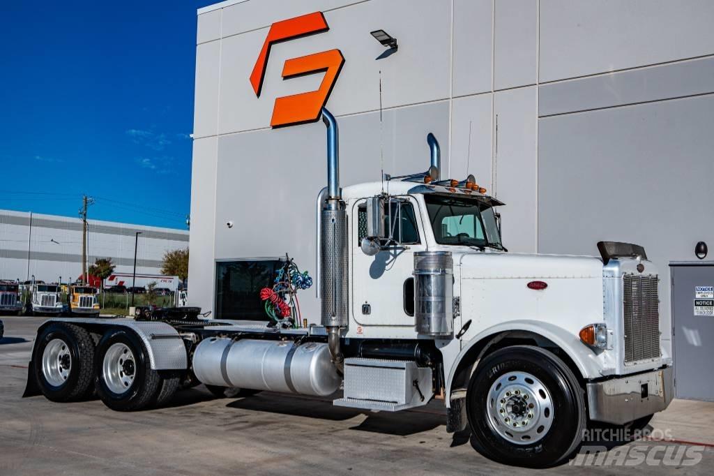 Peterbilt 379 Truck Tractor Units