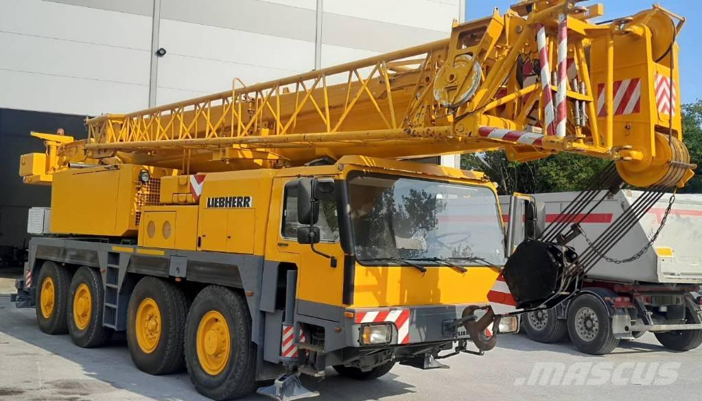 Liebherr 1070/1 All terrain cranes