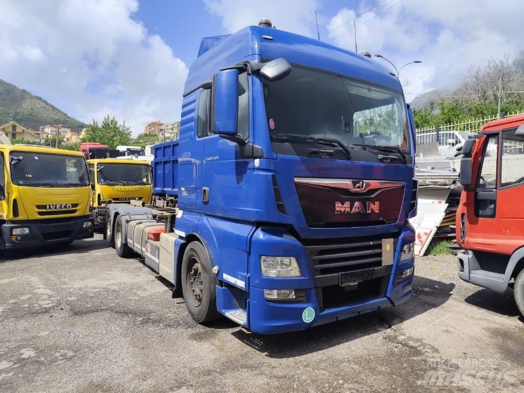 MAN TGX 26.420 Containerframe/Skiploader trucks