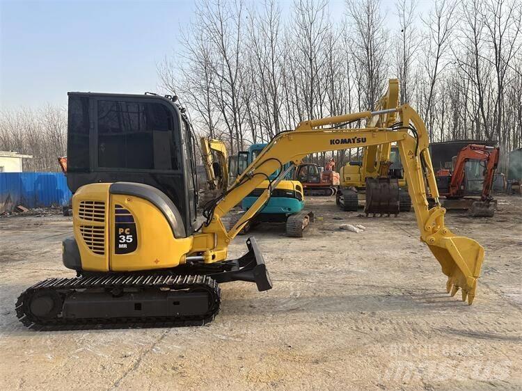 Komatsu PC35 Mini excavators < 7t
