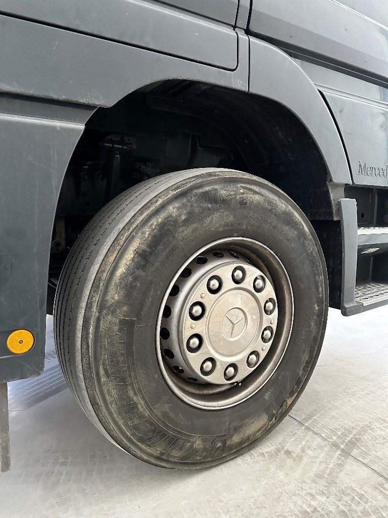 Mercedes-Benz 4165 S Truck Tractor Units