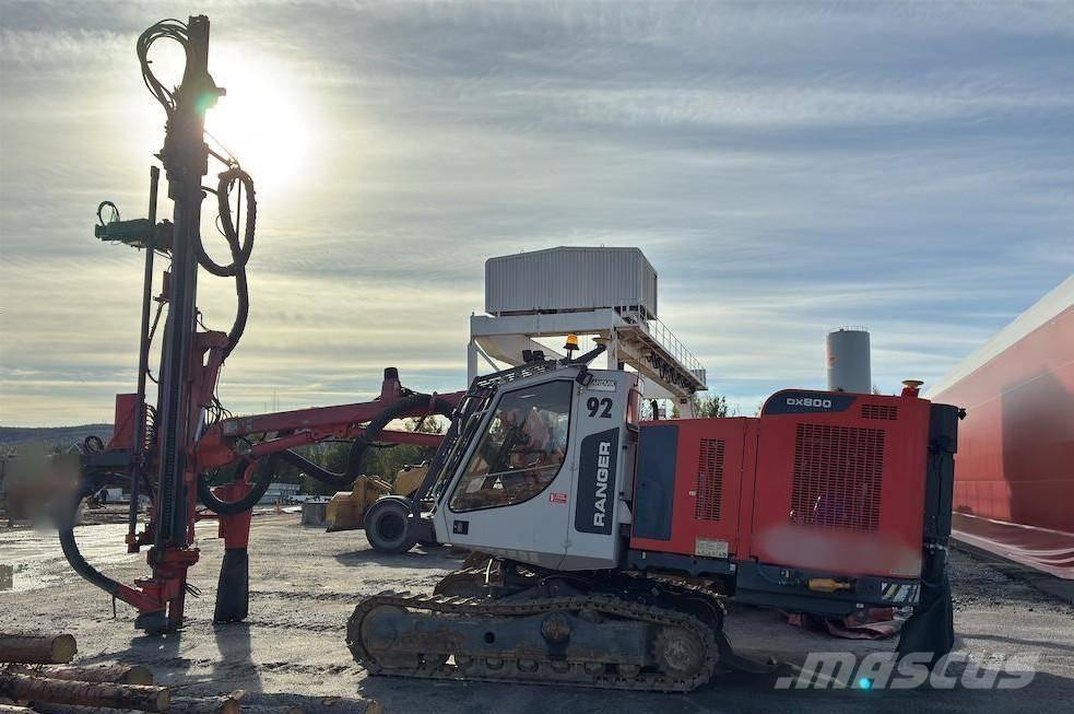 Sandvik DX800 Surface drill rigs