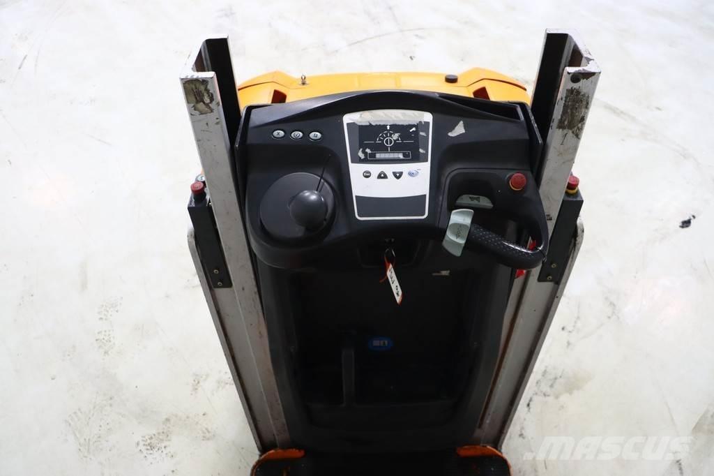 Still EK-X Low lift order picker