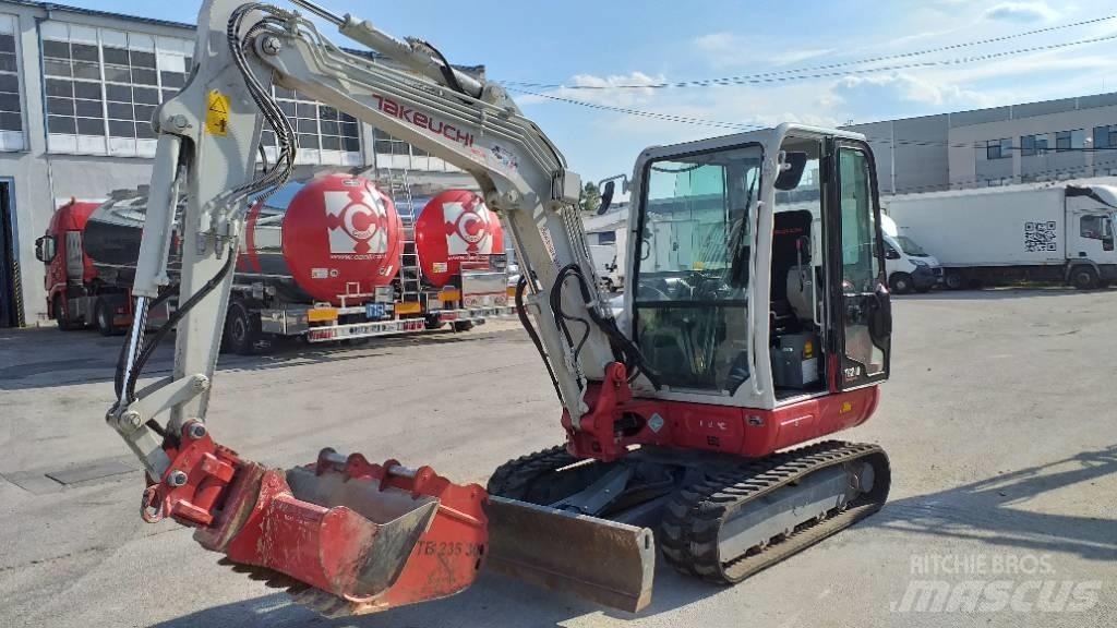 Takeuchi TB 240 Mini excavators < 7t