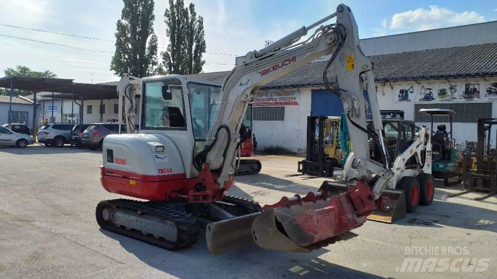 Takeuchi TB 240 Mini excavators < 7t