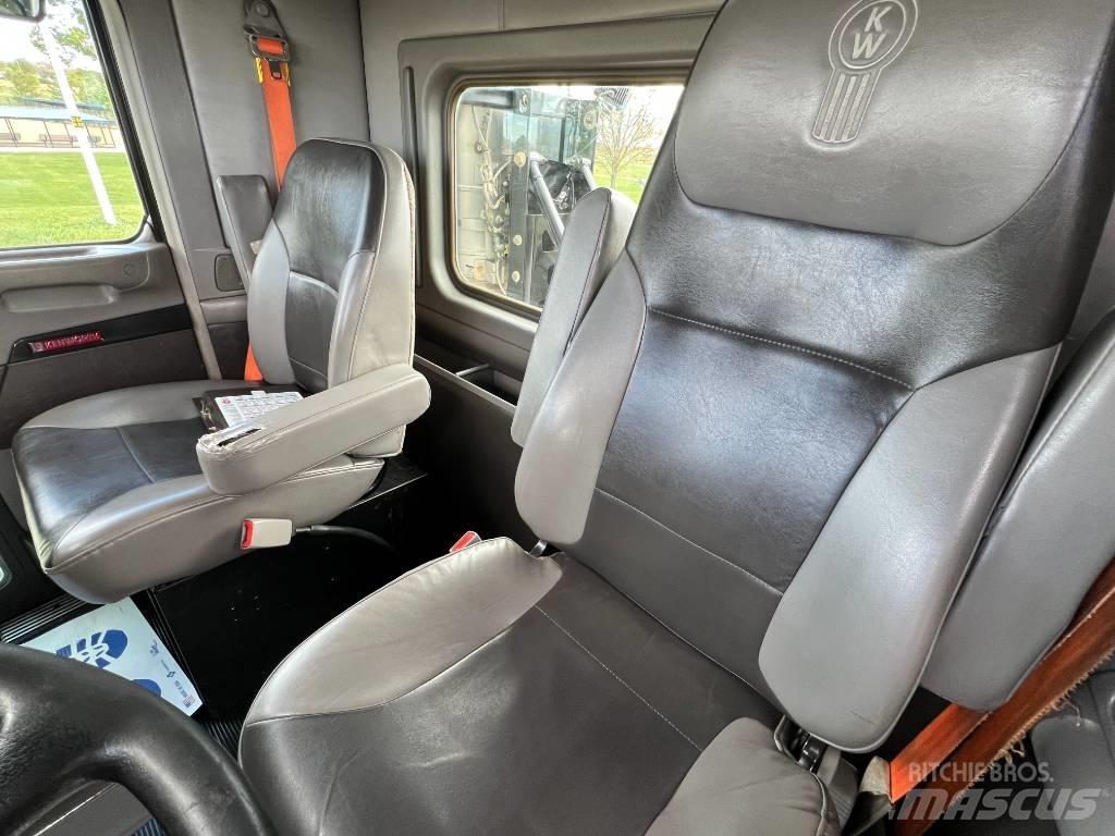 Kenworth T 800 Truck Tractor Units