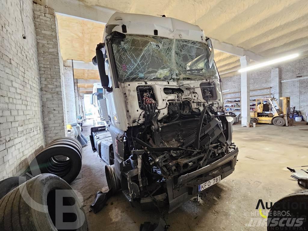 Mercedes-Benz 1845 Truck Tractor Units