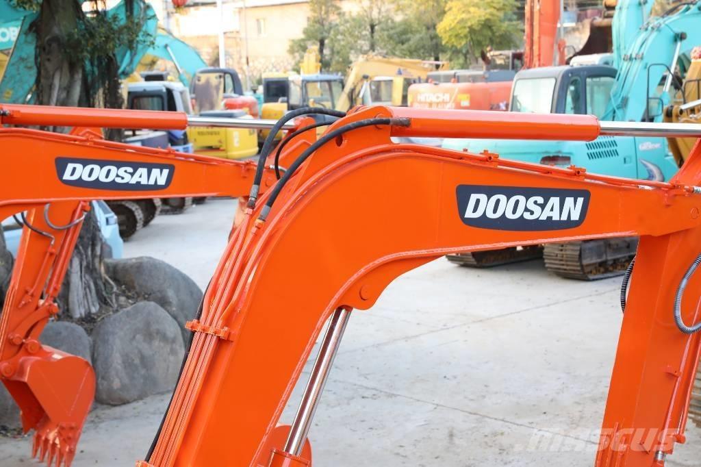 Doosan DH 60-7 Mini excavators < 7t