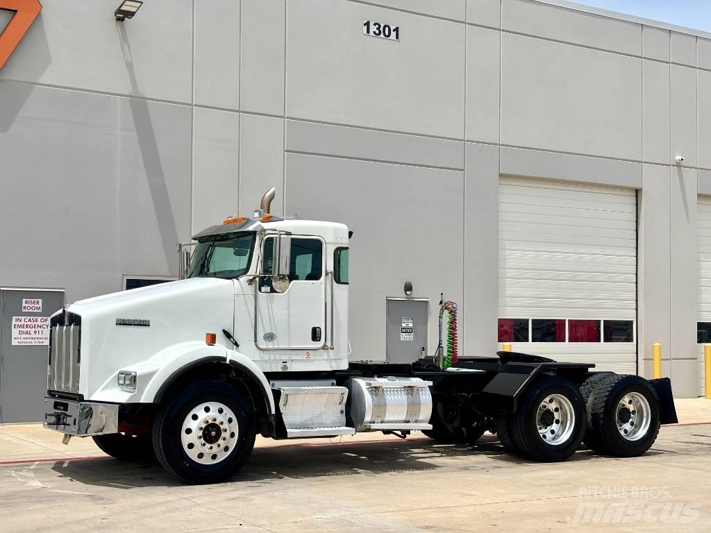 Kenworth T 800 Truck Tractor Units