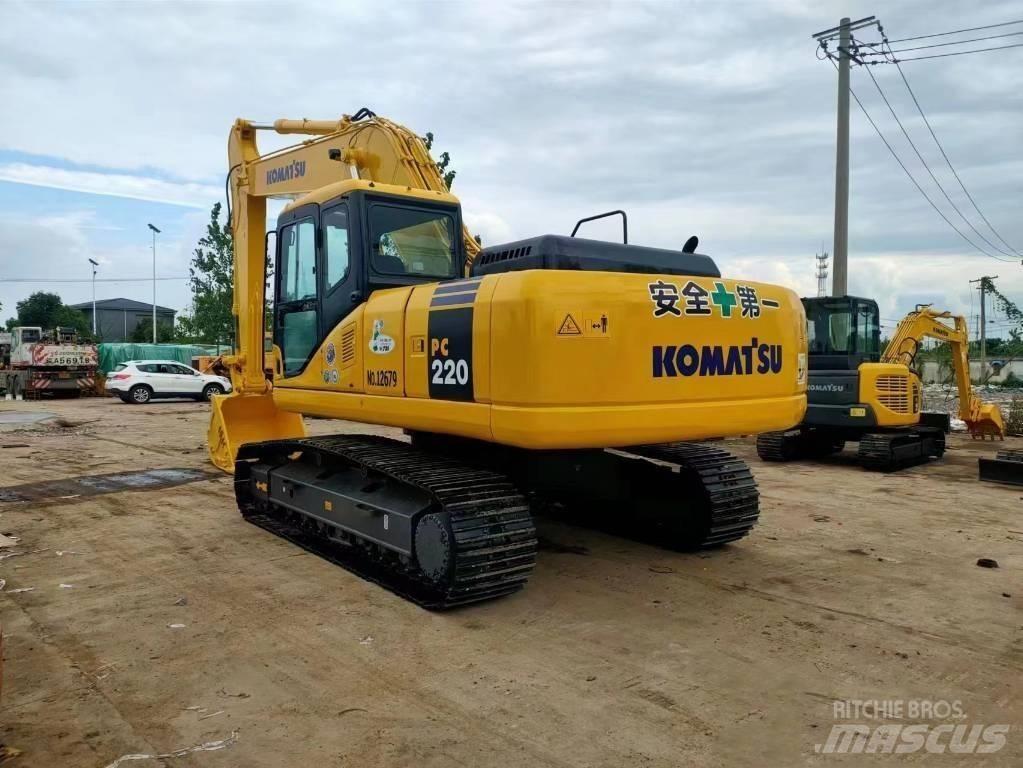 Komatsu PC 220-7 Crawler excavators