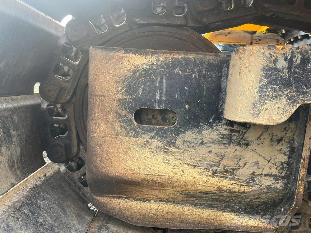 JCB 140 X LC Crawler excavators