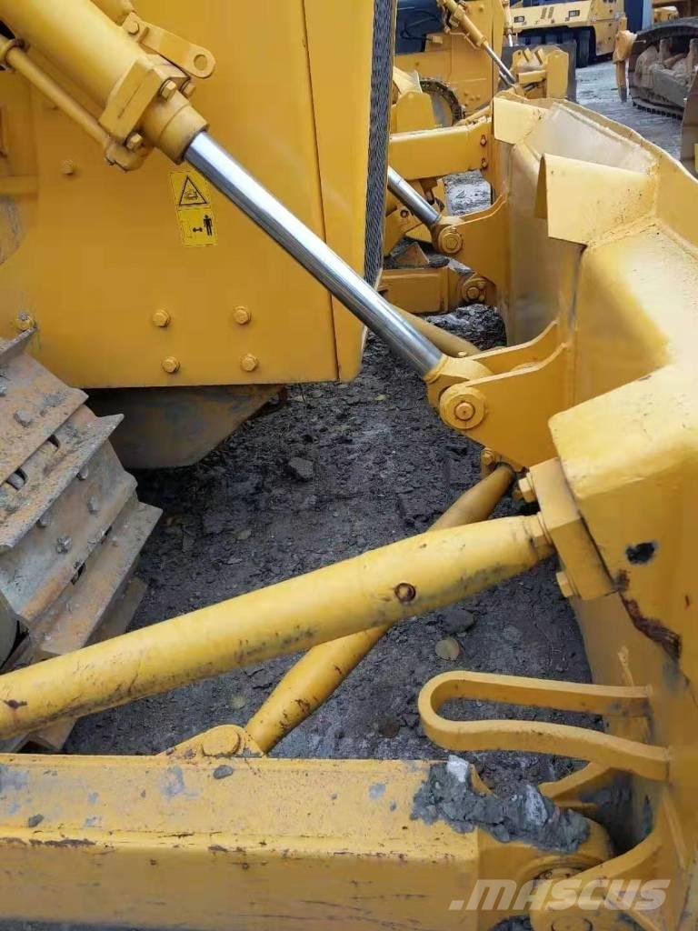 Shantui SD16 Crawler dozers