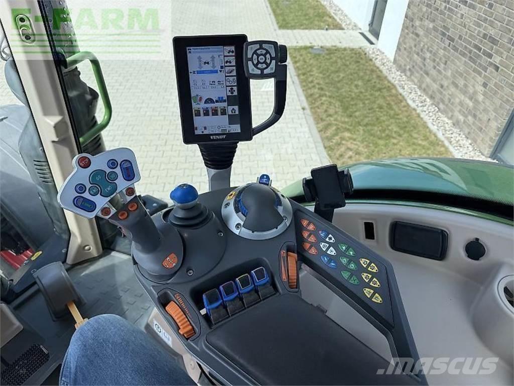 Fendt 724 vario s4 Tractors