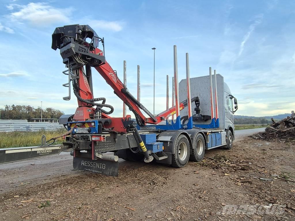 Volvo FH 540 Timber trucks
