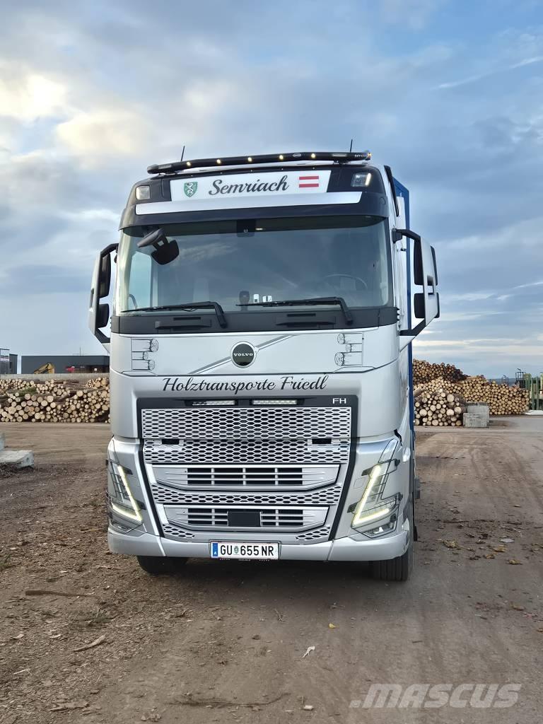 Volvo FH 540 Timber trucks