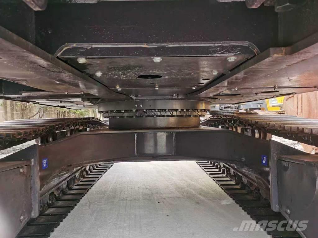 Volvo EC 210 Crawler excavators