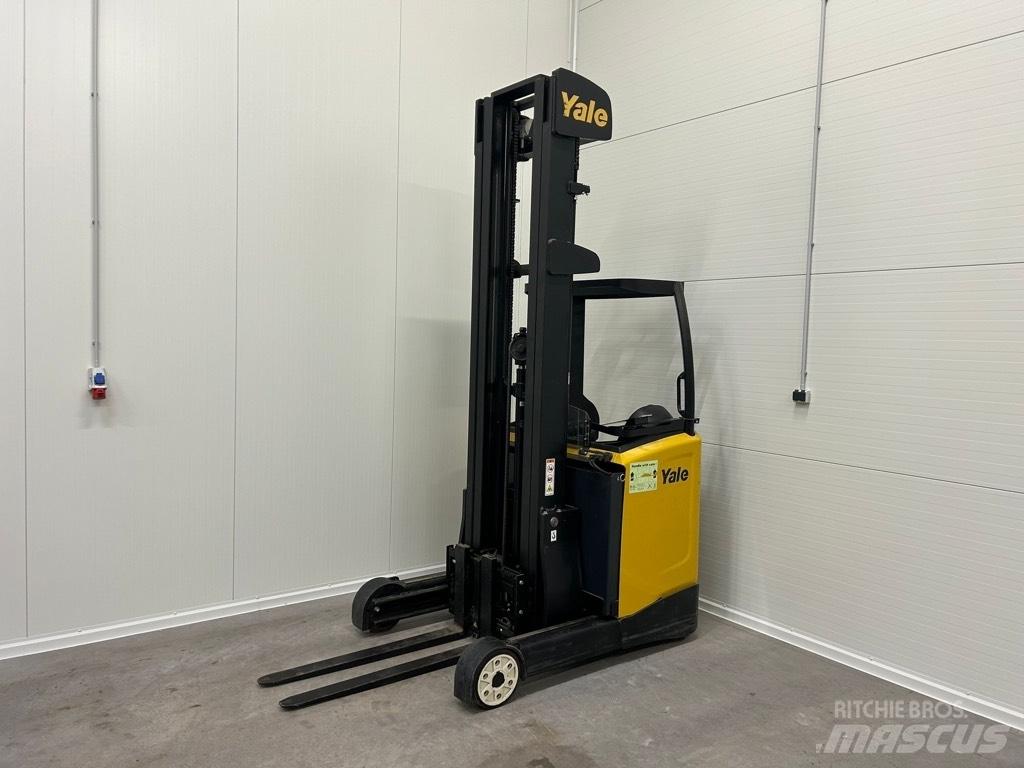 Yale MR 14 Reach truck