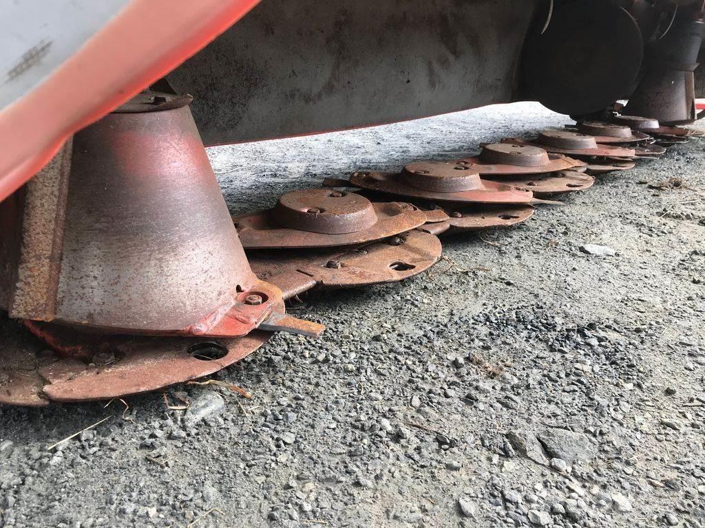 Kuhn GMD 802 Mowers