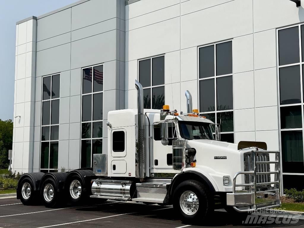 Kenworth T800 Truck Tractor Units